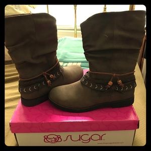 Brown sugar boots